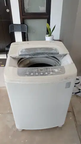 Mesin Cuci lG 10 KG
