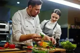 Cook Helper untuk resto umkm non halal