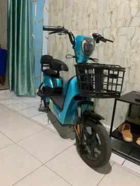 Sepeda listrik Selis nuri