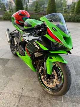 Kawasaki ninja zx6r 2024 like new