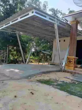 Kanopi baja ringan