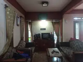 Dijual Rumah Villa interior kayu jati