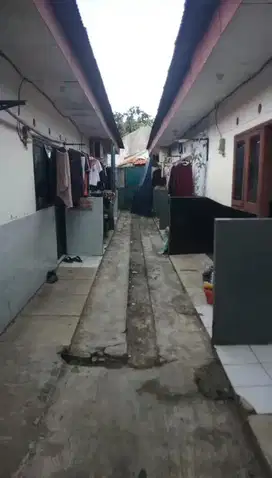Disewakan rumah petakan di villa mutiara cinere