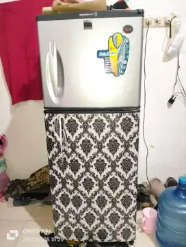 Jual kulkas LG 2 pintu