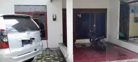 Rumah Nyaman Di Jalan Walogito Semarang Barat