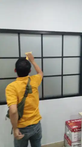 Jasa pemasangan sticker kaca film Rumah