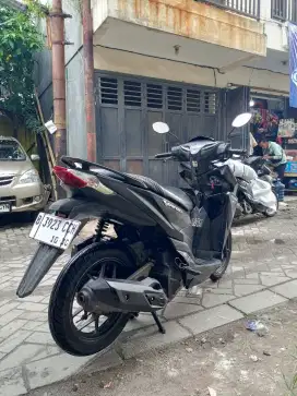 Vario 150 pajak idup pnjng 15 bulan 2026. Plat pnjng