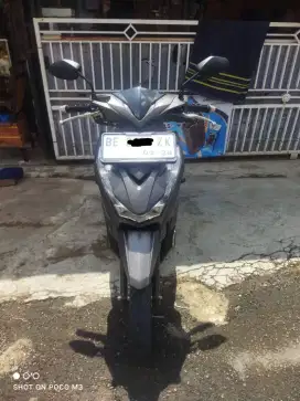 Honda Beat Deluxe 2024 Abu-Abu Dob
