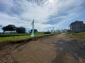 Tanah Malang dekat Gerbang Tol Pakis dan Bandara Abd Saleh bisa angsur