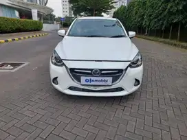 [OLX Mobbi] TDP 5jt ! Mazda 2 Putih 1.5 AT 2017 KKS