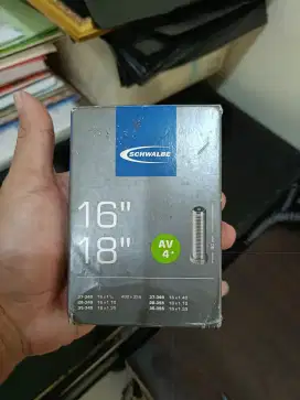 New schwalbe ban dalam