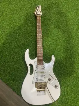 gitar elektrik ibanez jem replika jepang