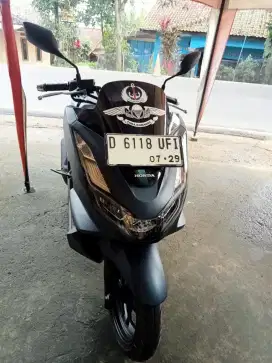 HONDA PCX 160 CBS 2024 MULUS KM 5RB SIAP GAS