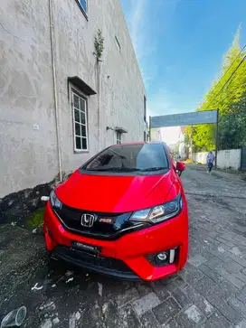 Honda Jazz RS CVT