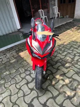 Dijual cbr 2022 tricolor quickshifter&sliperclutch tiper tertinggi