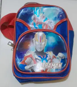 Yg php minggir, tas Ultramen untuk anak