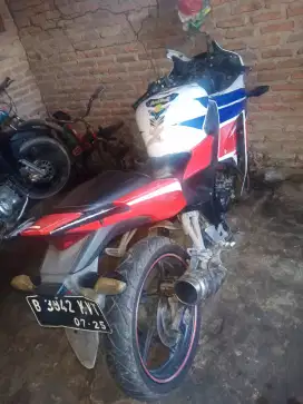 Cbr 2015 150 cc