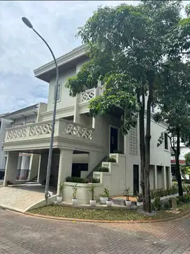 Di jual Rumah hook Fully Furnished Hylands Greenwich Park BSD
