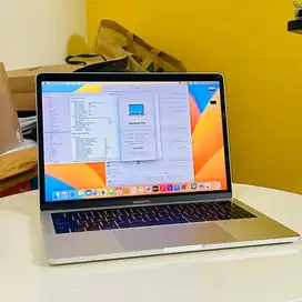MacBook Pro 13 inch 2017 touchbar i7 ram 16gb ssd 1tb original mulus