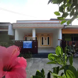 RUMAH DEKAT BANYAK TRANSPORTASI UMUM DI BEKASI TIMUR REGENCY/ REGENSI