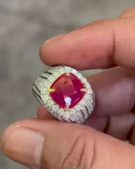 Ruby Burma Silver Microsetting