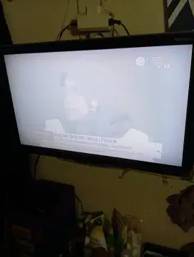 Dijual tv led Polytron 24 inch apa adanya