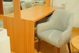 Kursi Makan 1 set (4 bangku)