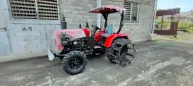 Traktor Roda 4 Type 32 Hp