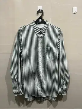 Uniqlo Stripes Shirts Size L