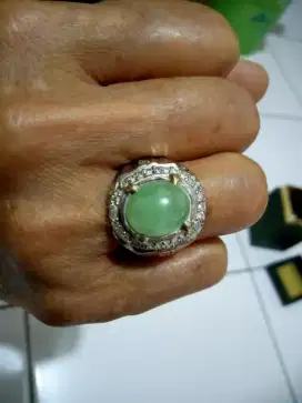 Batu cincin giok