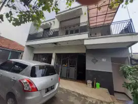 Disewakan Lantai 2 Rumah – Lokasi Strategis