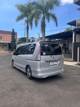 Nissan Serena 2013 Bensin