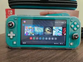 Nintendo switch lite minus layar (baca desk)