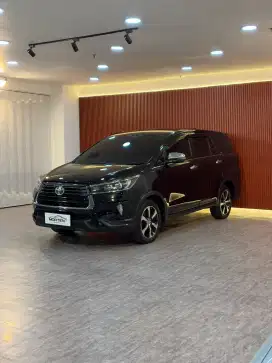 Toyota Innova Venturer 2.4 2022