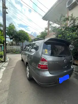 Nissan Grand livina 2009 Bensin