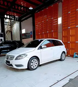 Mercedes-Benz B200 2013 Bensin