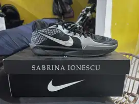 NKE SABRINA 2 authentic