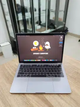 Macbook Pro 2018 i7 16/1 TB
