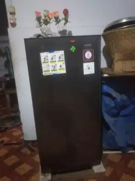 kulkas sharp 1 pintu