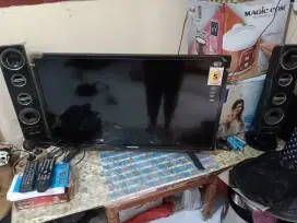Tv polytron mulus jarang pakai barang joss