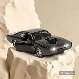 Diecast Mobil Balap Metal Hitam Gahar
