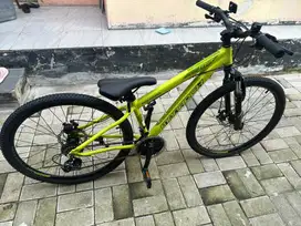 Polygon Sepeda Gunung Monarch MYT