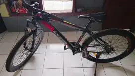 Sepeda gunung merk evergreen
