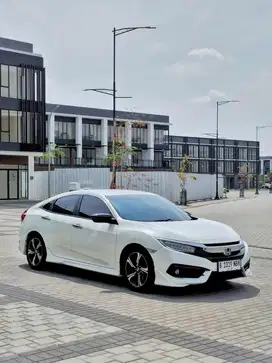 PROMO CIVIC 1.5TC SEDAN 2016 KM LOW DP 30