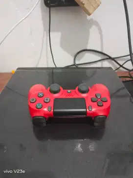 Stik ps4 om magma red