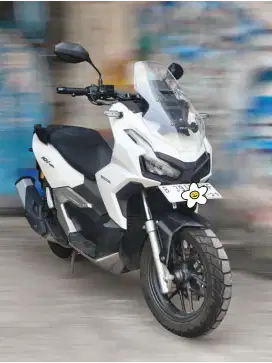 Honda ADV 160 km rendah (KTP daerah Bi jelek bs kredit) ADV 150