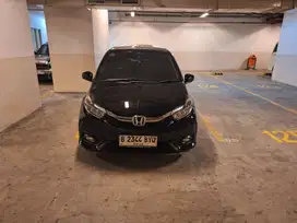 Dijual honda new brio e cvt thn 2018