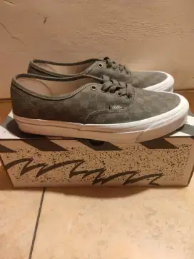 Vans Vault Authentic Lx OG Checker Grape Leaf