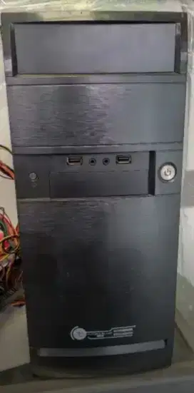 PC MURMER MB ASRock A68, APU A10 6800K, DDR3 8 GB, SSD 128 GB, Case