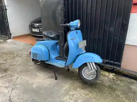 Vespa Super tahun 1974